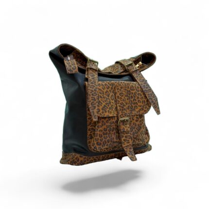 MOCHILA ARAUCARIA NEGRO/ANIMAL PRINT